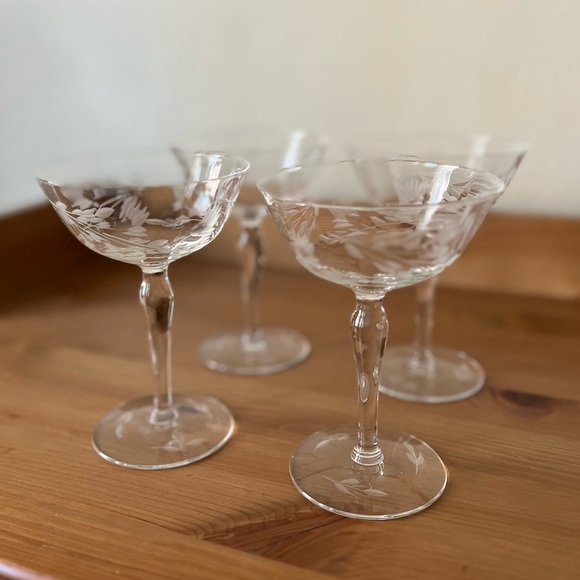 Dining Vintage Beautiful Floral Etched Coupe Shaped Champagne Glasses Set Of 4 Poshmark